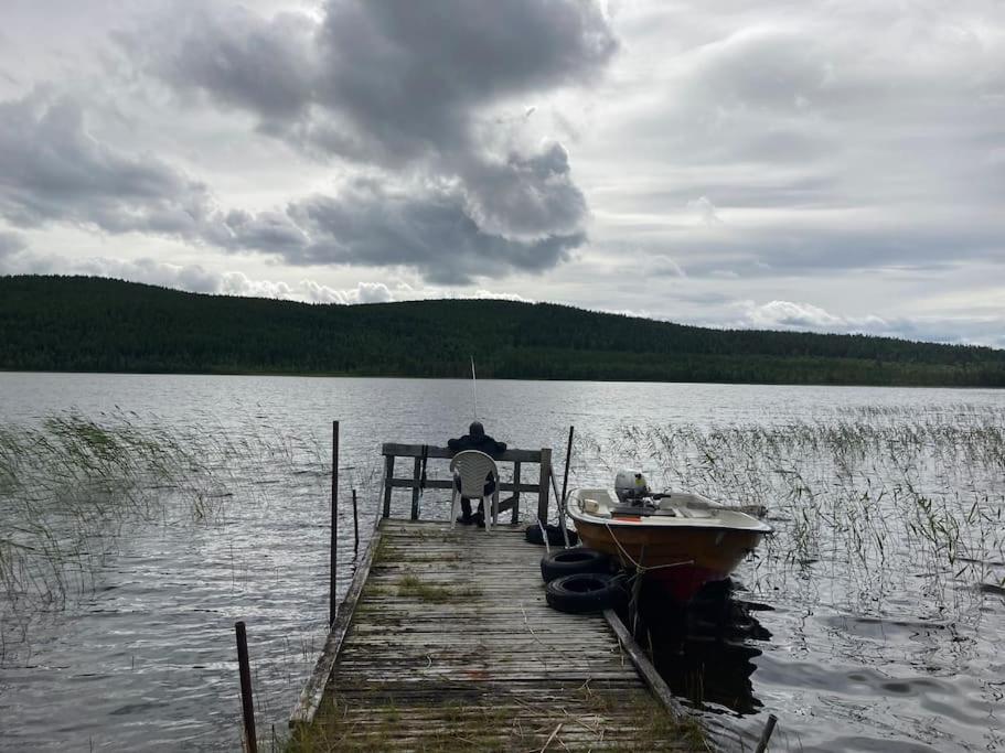 Lakeside Wilderness Cabin Jokkmokk Esterno foto